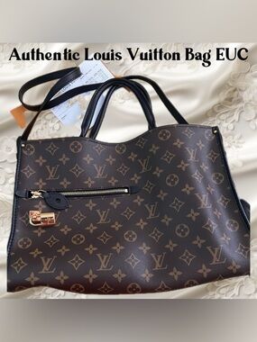 Louis Vuitton Popincourt MM Pristine Condition Authenticated EUC